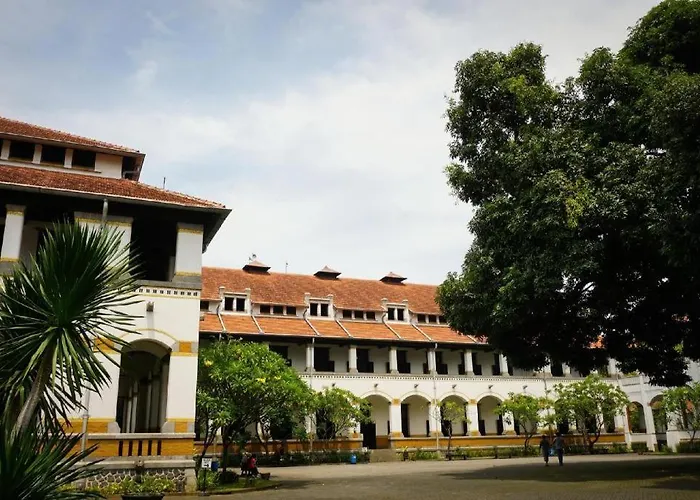 Mg Suites Hotel Semarang